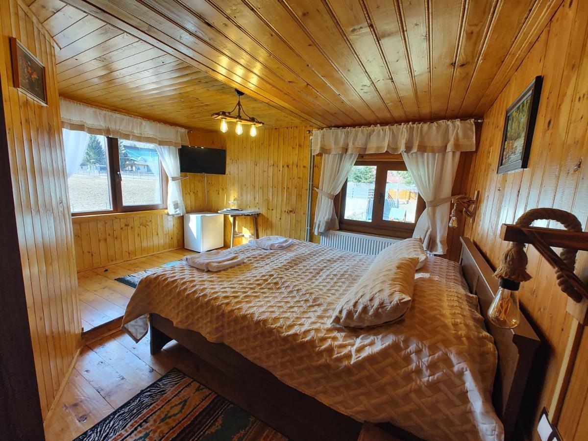 Sezatoarea Lupilor Villa Lepşa Dış mekan fotoğraf